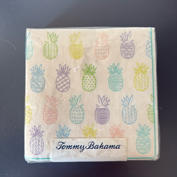 New Sealed Tommy Bahama Pineapple Cocktail Napkins 40 - Picture 1 of 3